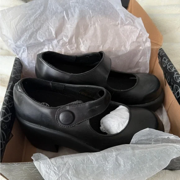 Brand new TUK shoes women’s size 10 - Picture 8 of 9